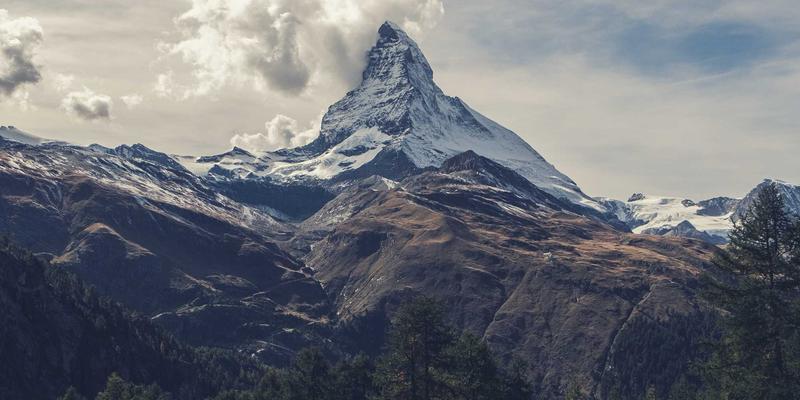 餐饮POS与零售解决方案的未来：人工智能与大数据如何重塑收银机