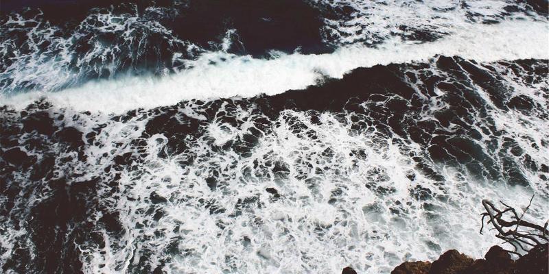 高端零售POS选型指南：从奢侈品到快时尚的专属解决方案与扫码支付革新